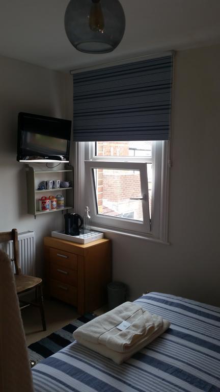 Fanny Fudge Guest House Уэймут Экстерьер фото